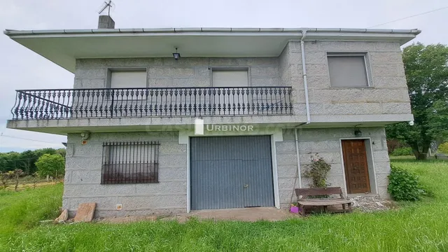 CHALET, independiente, en piedra gallega; a 10 minutos XINZO - foto 3