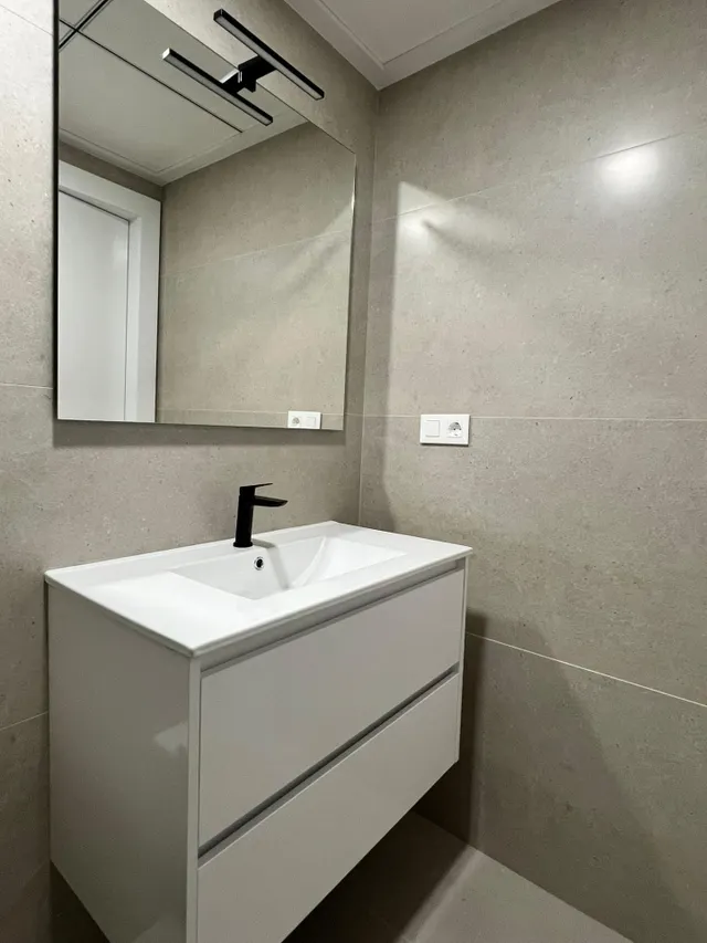 CHALET CON SOLÁRIUM, PISCINA Y SÓTANO — 17