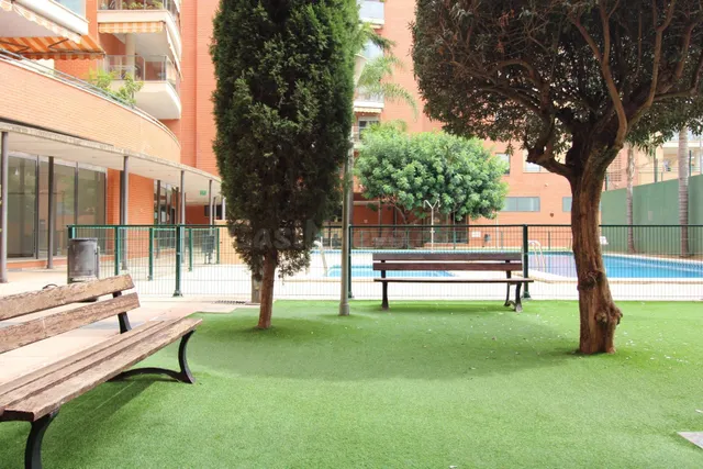 VIVIENDA EN RENTABILIDAD, EN EXCLUSIVO RESIDENCIAL EN EL BAR
