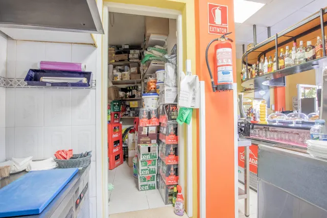 VENTA DE LOCAL MAS TRASPASO CAFETERIA PUERTO DE LA CRUZ — 13