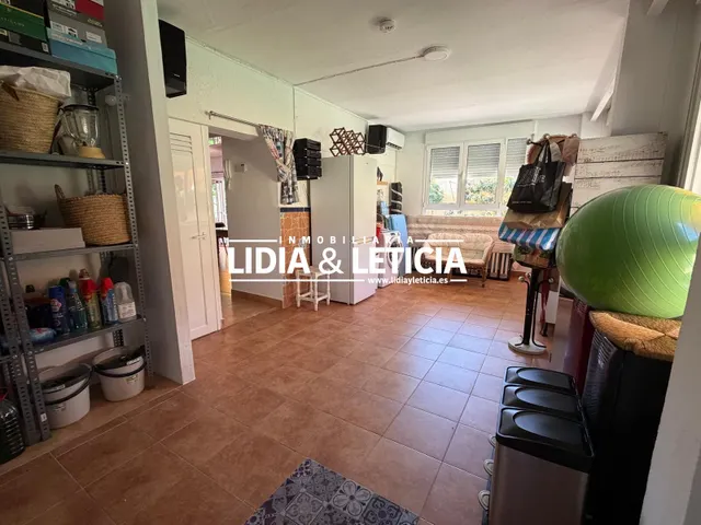 Fantástico Chalet en una sola planta — 16