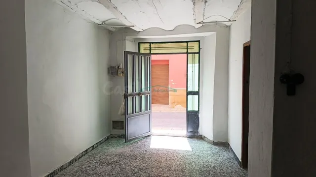 Casa de pueblo con 280 m2 y múltiples posibilidades de refor - foto 3
