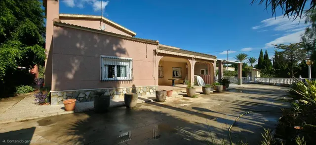 Se vende bonito chalet en partida altabix a 5 minutos de Elche — 9