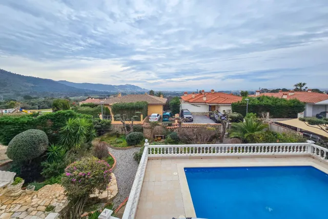 Exclusiva Casa en Mas Fumats con Vistas a la Badía de Rosas — 46
