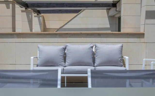 Apartamento 2 Dormitorios y 2 Baños gran terraza con vistas  1ª linea Piscina garaje y trastero — 37