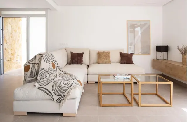 Villa 4 habitaciones 196m² en venta - Zona Pueblo — 5