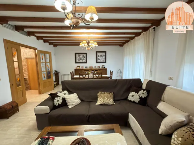 Chalet adosado con jardin ! — 20