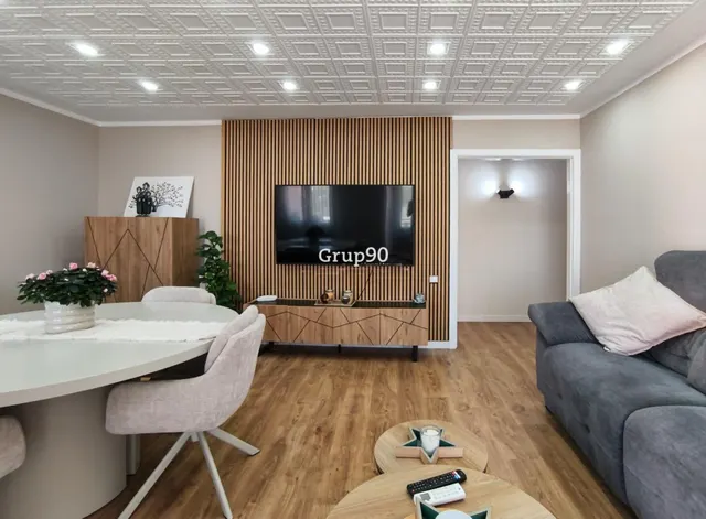 PISO DE 111 M2 TOTALMENTE REFORMADO CON 2 BALCONES JUNTO AL PASSEIG DE RONDA — 12