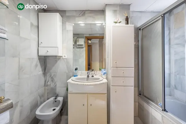 VIVIENDA con encanto en PALACIO DE DEPORTES — 24