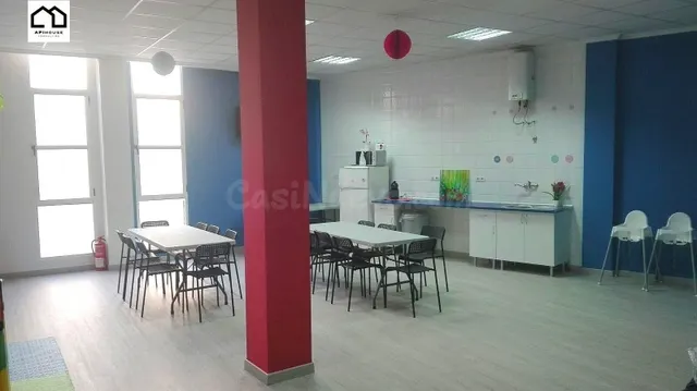 APIHOUSE VENDE ESPECTACULAR LOCAL COMERCIAL. PRECIO: 192.000 - foto 5