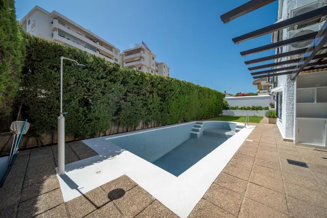 Chalet 3 habitaciones 175m² en venta - Centro — 44
