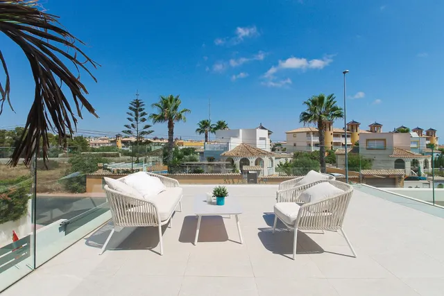 Villa 3 habitaciones 130m² en venta - Lomas de Cabo Roig — 32