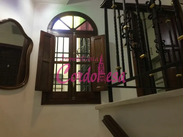 CASA INDEPENDIENTE EN EL CENTRO DE CORDOBA — 10