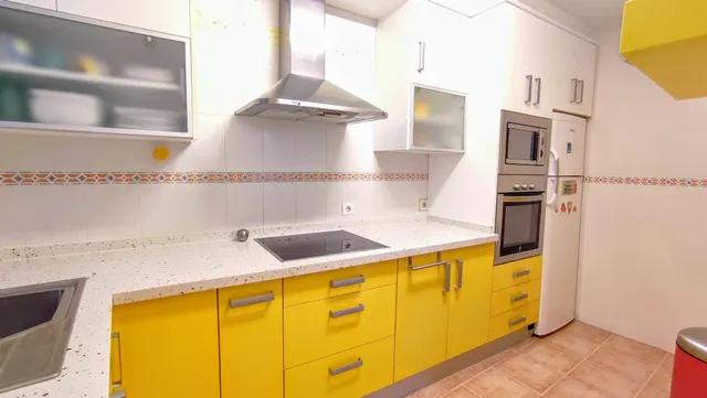 Vivienda tres dormitorios y aparcamiento en alquiler, Málaga - Centro — 6