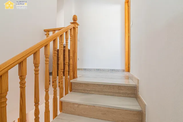 Bungalow en venta en urbanización Las Arenas 2, Arenales del Sol. — 36