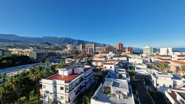 PEQUEÑO ATICO DE UN DORMITORIO CON TERRAZA Y VISTAS PRECIOSA - foto 2