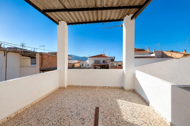 Casa de 5 plantas con 6 dormitorios, terrazas y vistas en Lanjarón – Granada — 39
