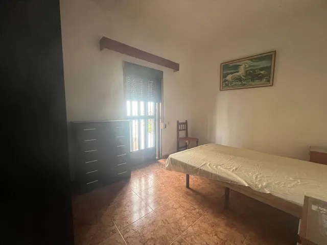 Magnifica casa junto a la iglesia — 11