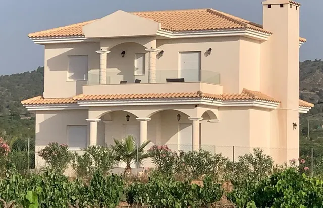 VILLAS DE OBRA NUEVA EN PINOSO — 21
