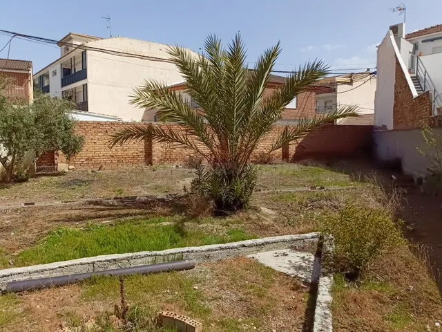 Magnifica parcela plurifamiliar en el centro de Churriana de