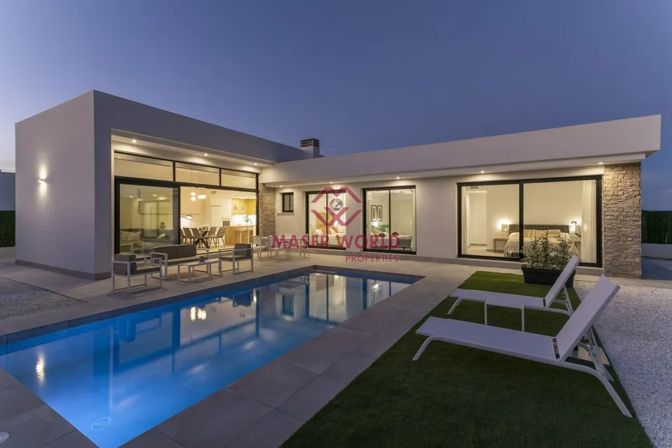 VILLAS MODERNAS EN CALASPARRA CON PISCINA PRIVADA!!!