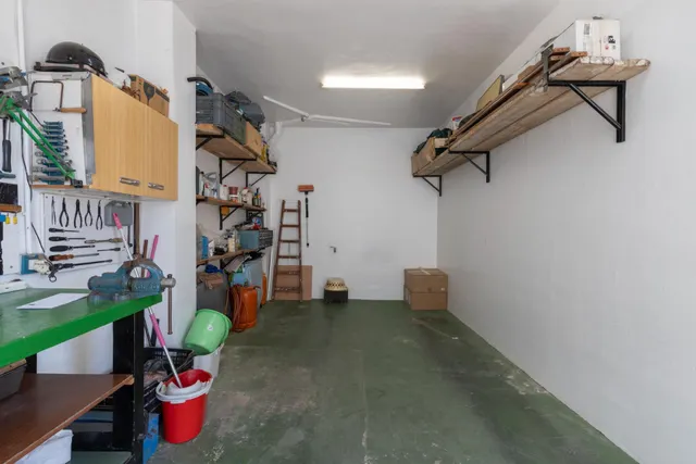 Amplio Triplex en Vega de Granada: Tu Nuevo Hogar Espera por Ti — 47