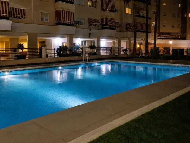 AMPLIA VIVIENDA DE 4 DORMITORIOS EN HACIENDA CAPITÁN, TEATINOS +G+PISCINA… — 28