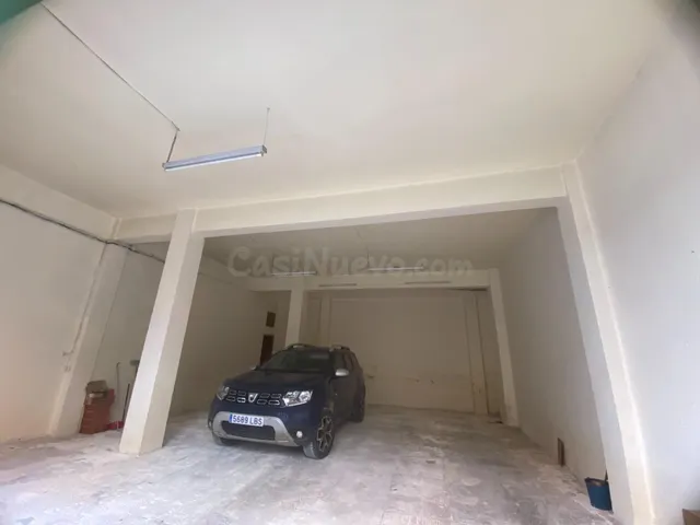 Alquiler garaje amplio y funcional con capacidad para 2 coch - foto 4