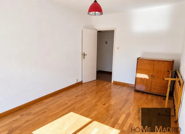 ESTUDIO HOME MADRID OFRECE piso de 109 m2, situado en tercera planta exterior, en el barrio de Peñagrande. — 17