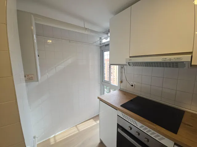 Magnífico piso en alquiler, vistas despejadas luminoso 3 hab 2 baños y garaje — 6