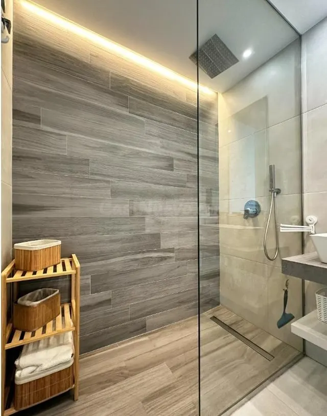 Se vende ático de 2 dormitorios en la primera planta con solárium privado en Oasis Beach XII, El Raso, Guardamar del Segura — 17