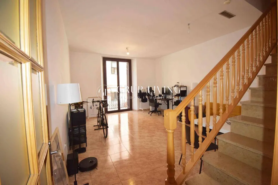 ENCANTADOR DUPLEX EN FINCA HISTÓRICA REHABILITADA EN VILANOVA