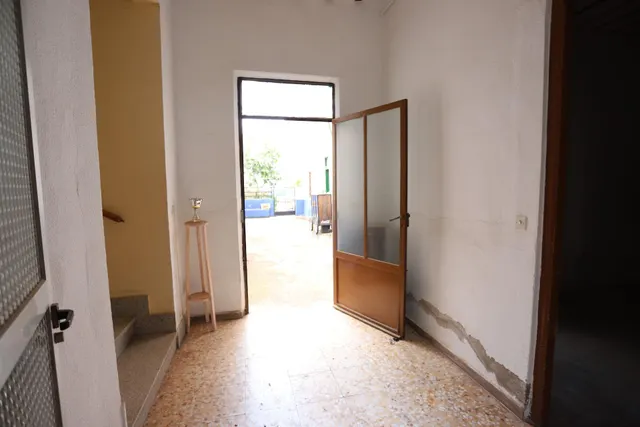 CASA PARA REFORMA ÍNTEGRA PRÓXIMA A PLAZA DEL ARENAL CON 375 m2 DE PARCELA Y 225 m2 DE PATIO — 10