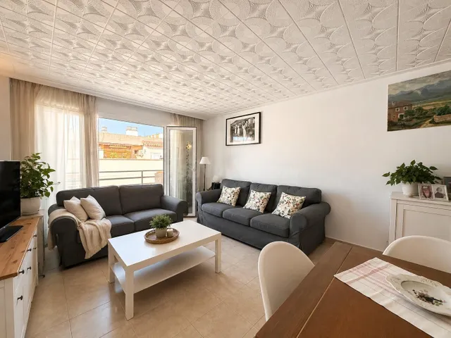 AMPLIO PISO DE 3 habitaciones EN PALMA - foto 2