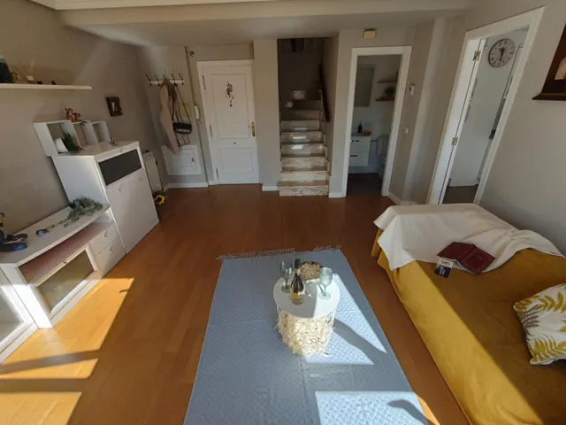 ENAMORATE A UN PESTAÑEO ¡Tu nuevo hogar en Villaobispo te está esperando! ✨ — 20