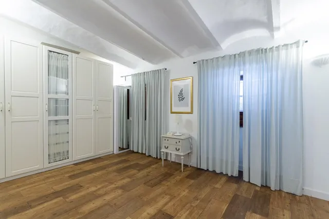 Casa en venta en Marchena, calle Cid – 2 dormitorios, 126 m2 y lista para entrar a vivir a 5 minutos del centro  2. Descripción corta — 11