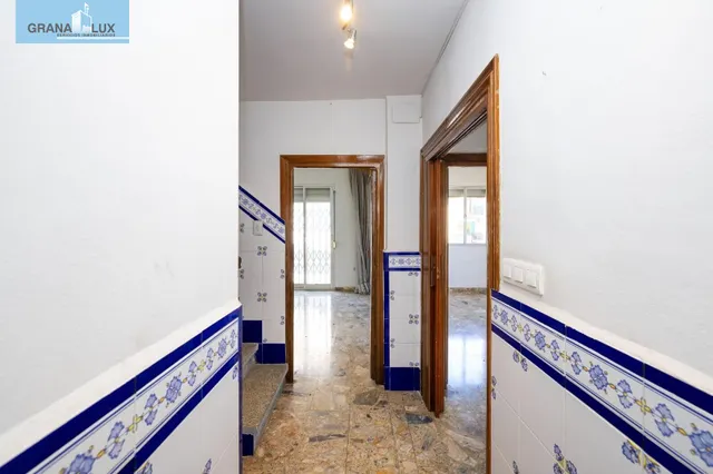 Edificio con gran potencial de desarrollo residencial en Zaidín – Granada — 26