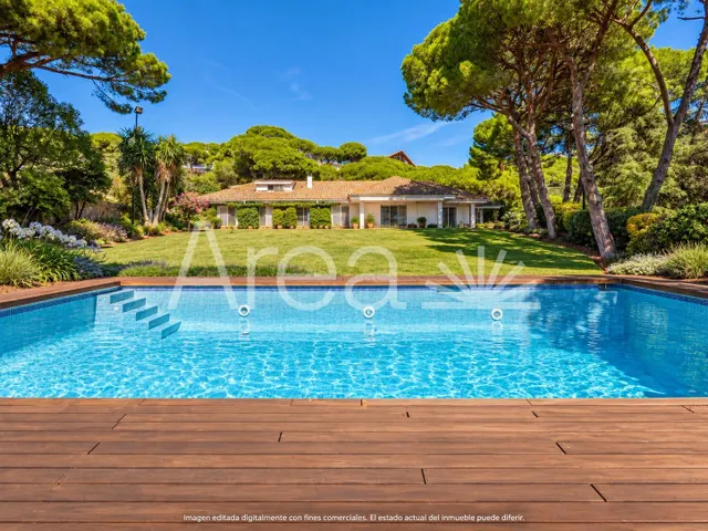 Espectacular villa con vistas al mar en Rocaferrera — 8