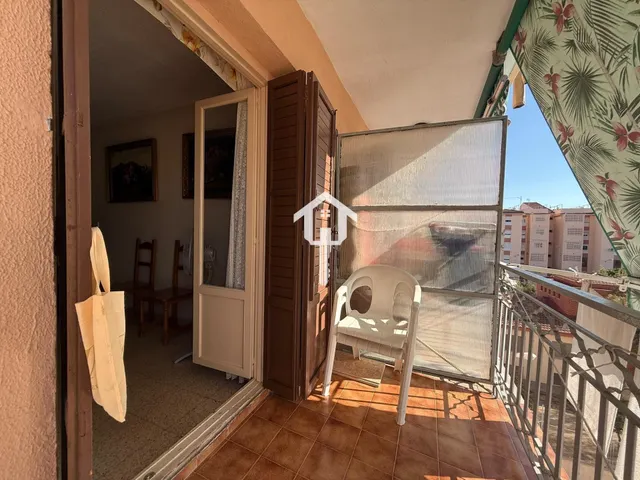 PISO EN VENTA EN ALICANTE. ZONA VIRGEN DEL REMEDIO.100m2, 3 habitaciones, 1 BAÑO, BALCÓN, CUARTA PLANTA CON ASCENSOR — 6