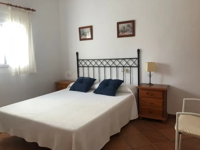 Se vende propiedad en Bolonia. - foto 4