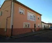 Urbis te ofrece un adosado en venta en La Cabeza de Béjar, Salamanca.