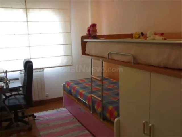 Piso Moderno en Medina de Pomar con Garaje y Trastero por €1 - foto 5