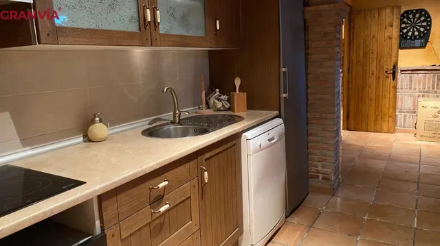 Gran chalet en urbanización de lujo en Navarrete — 39
