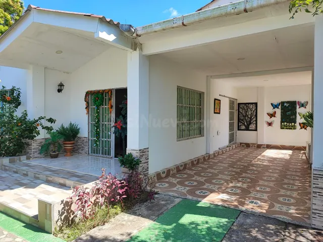 SE VENDE ESPECTACULAR CASA CAMPESTRE CERCA A CARTAGENA