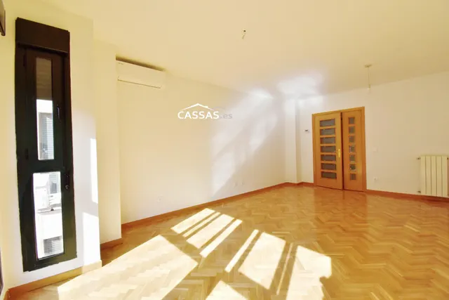 JARDINES DE MADRID con 2 habitaciones. Garaje, trastero y piscina. — 6
