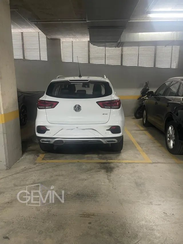Piso de VPO, con Parking y trastero — 28