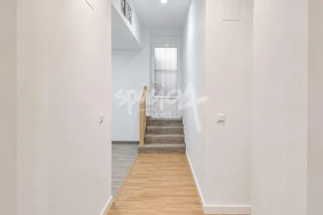 Vivienda reformada a estrenar en Cáceres: amplitud, diseño y comodidad — 12
