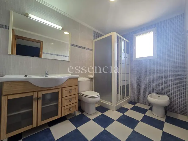 Oportunidad!! Casa Adosada en Miramar — 30
