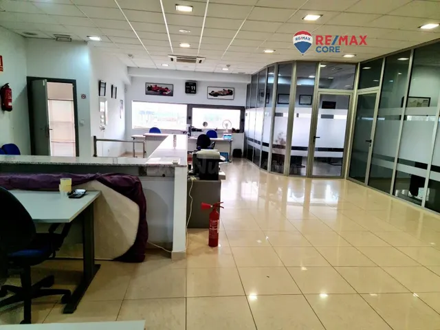 Locales Comerciales Equipados distintos precios - foto 5