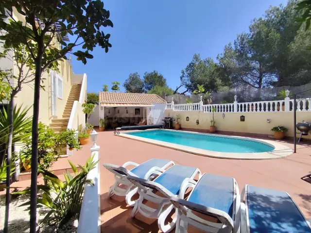 Impresionante chalet independiente con piscina privada clima - foto 3